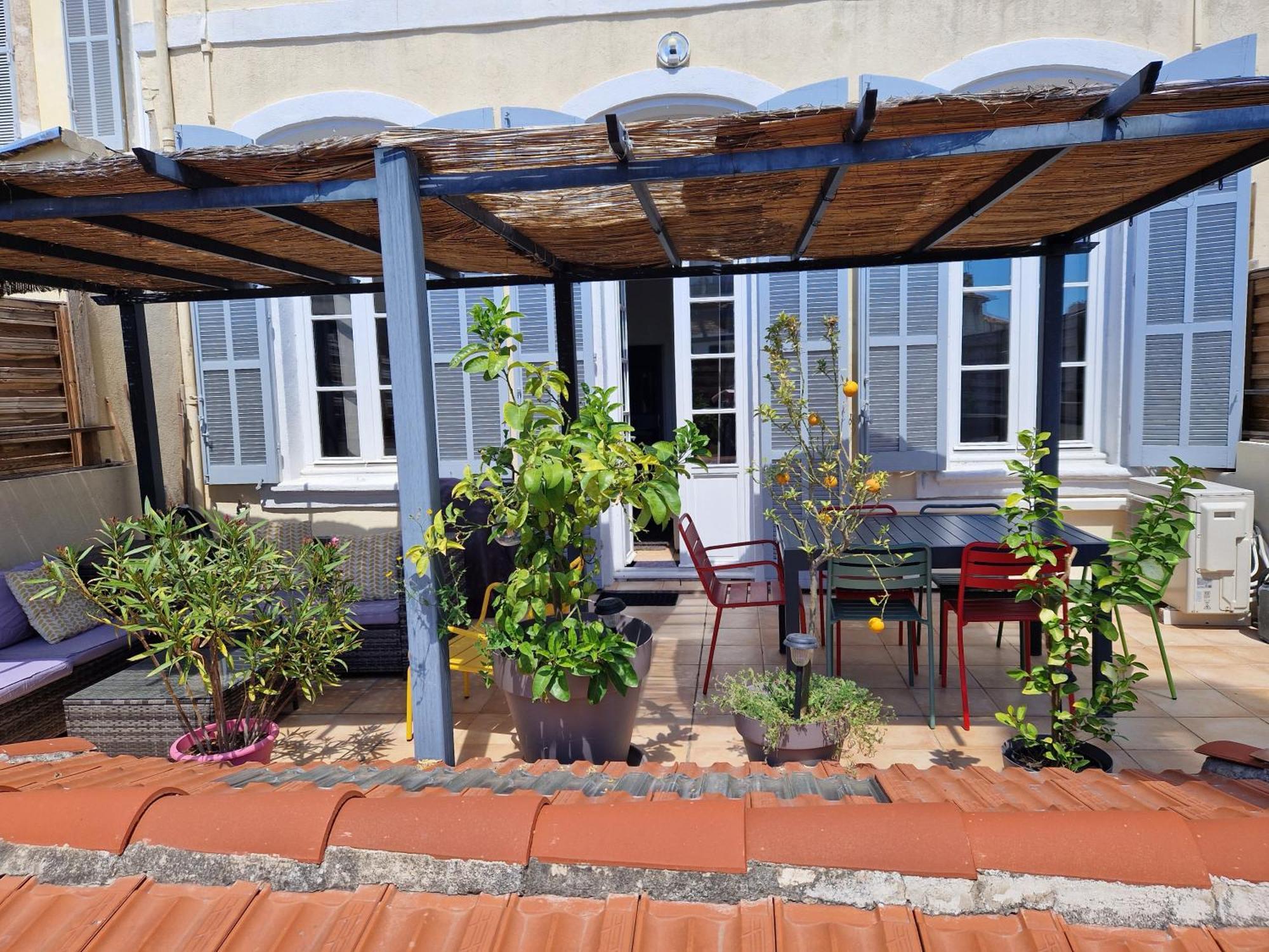 Superbe 2 Pieces Avec Grande Terrasse, Classe *** Marseilles Exterior foto